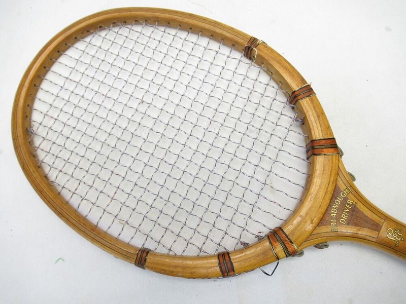 VINTAGE HARRY C. LEE CO. "DREADNOUGHT DRIVER" TENNIS RACQUET. ANTIQUE / DISPLAY