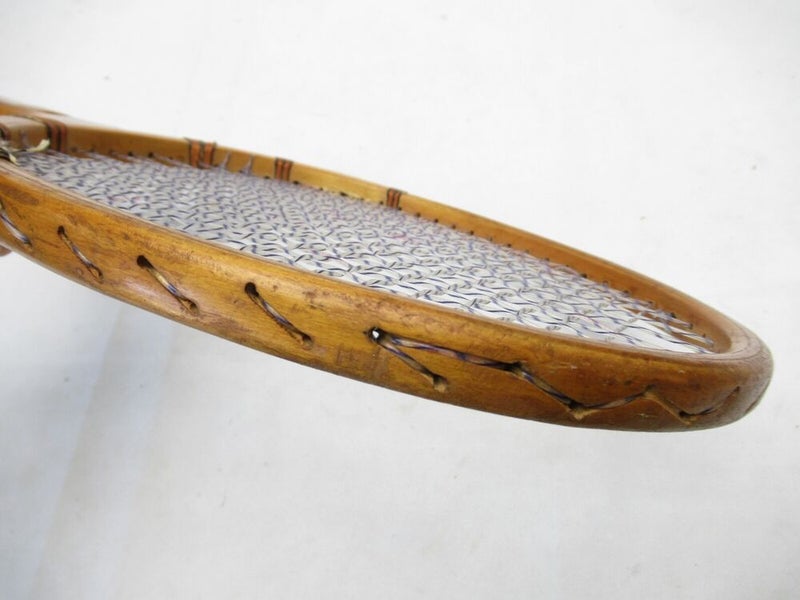 VINTAGE HARRY C. LEE CO. "DREADNOUGHT DRIVER" TENNIS RACQUET. ANTIQUE / DISPLAY