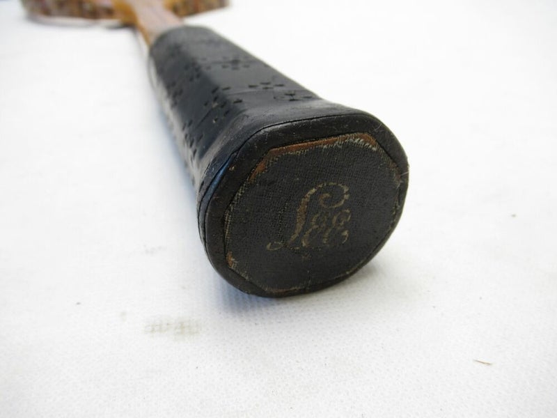 VINTAGE HARRY C. LEE CO. "DREADNOUGHT DRIVER" TENNIS RACQUET. ANTIQUE / DISPLAY