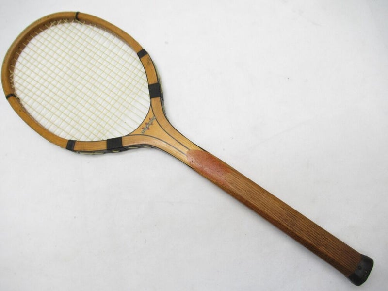 VINTAGE WILSON "INVINCIBLE DRIVER" WOODEN TENNIS RACQUET. ANTIQUE / DISPLAY