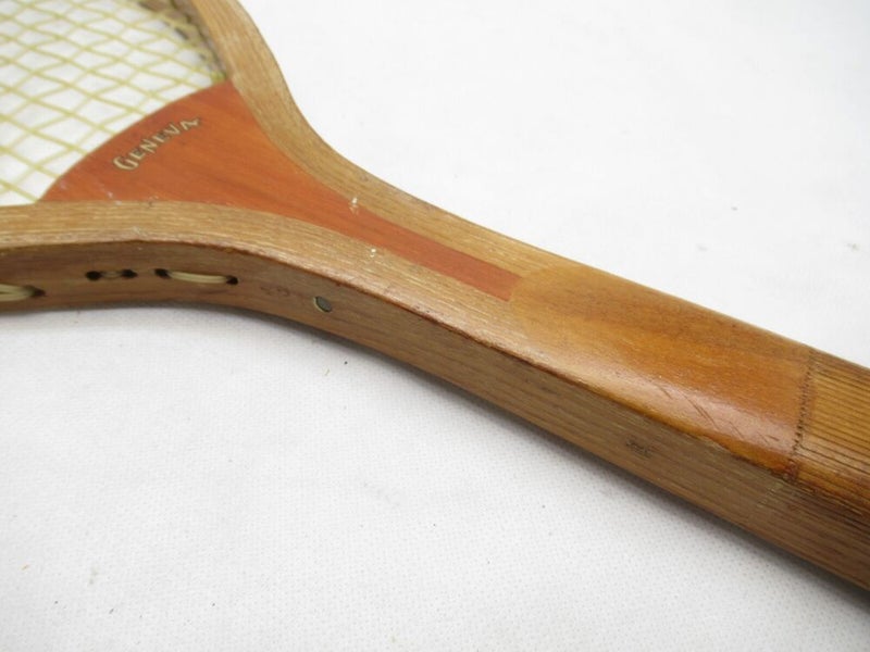 VINTAGE A.G. SPALDING & BROS. "GENEVA" WOODEN TENNIS RACQUET. ANTIQUE / DISPLAY