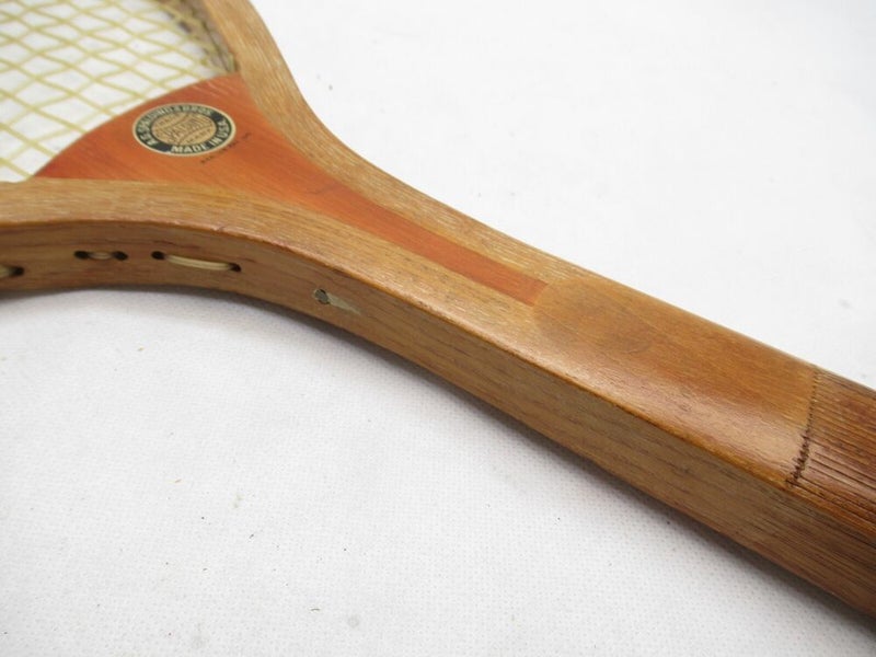 VINTAGE A.G. SPALDING & BROS. "GENEVA" WOODEN TENNIS RACQUET. ANTIQUE / DISPLAY