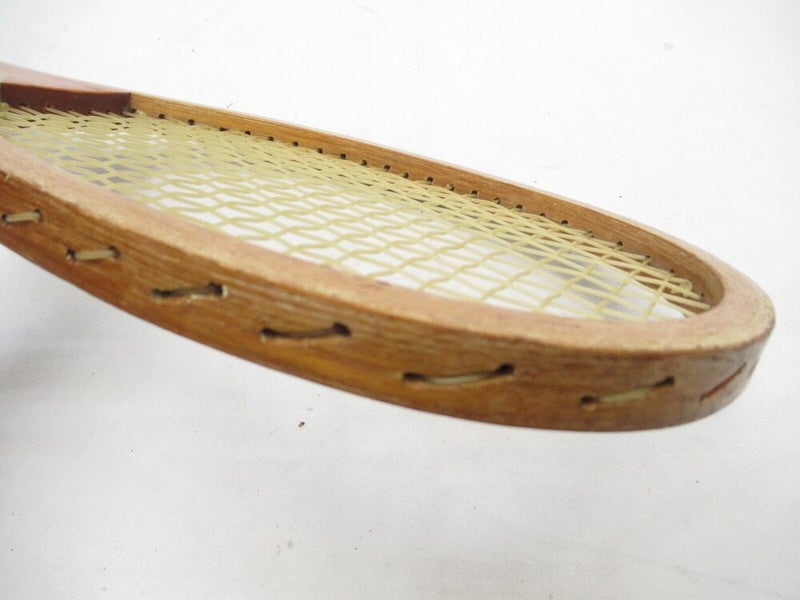 VINTAGE A.G. SPALDING & BROS. "GENEVA" WOODEN TENNIS RACQUET. ANTIQUE / DISPLAY