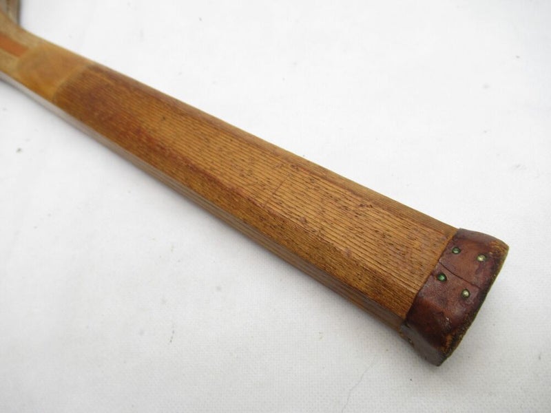 VINTAGE A.G. SPALDING & BROS. "GENEVA" WOODEN TENNIS RACQUET. ANTIQUE / DISPLAY