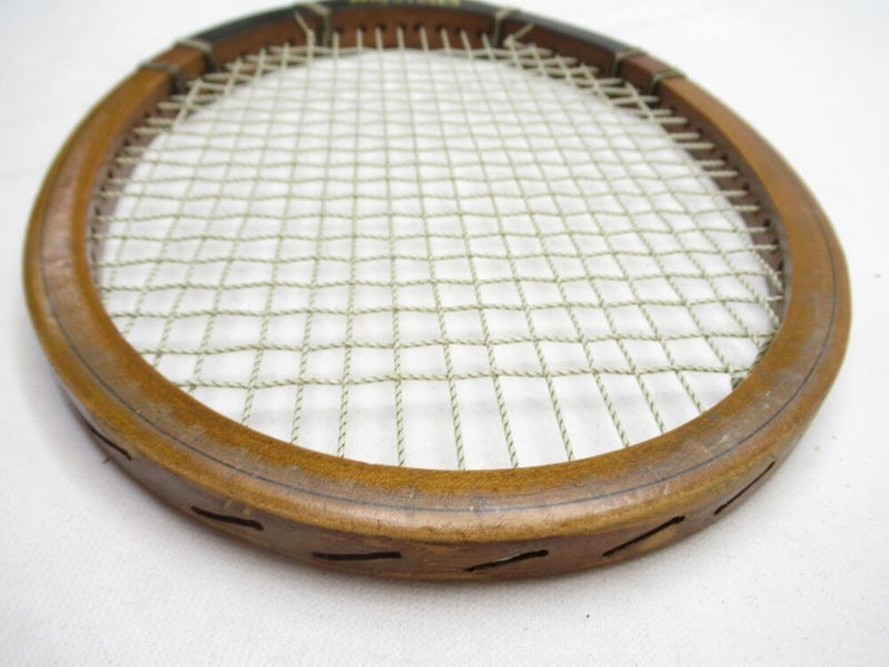 VINTAGE SPALDING "KRO-BAT" WOODEN TENNIS RACQUET. ANTIQUE / DISPLAY