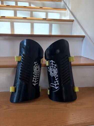 Shin Guards Small Spyder Shin Guard (Used)