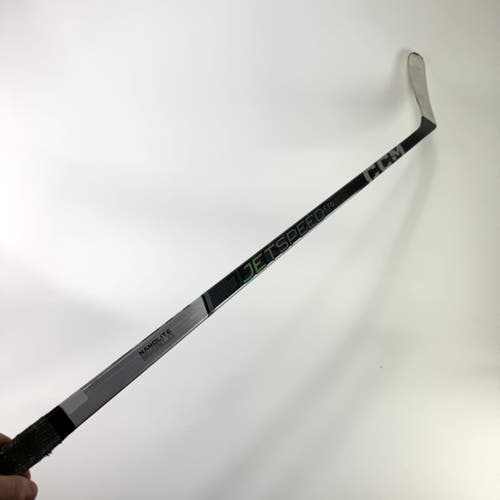 Used Left Chrome CCM Jetspeed FT6 Pro | 75 Flex Zegras Pro Curve Grip | U133