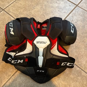 CCM Jet-speed Shoulder Pads FT4