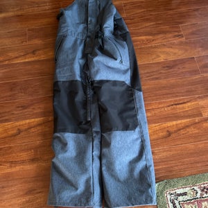 Gray Men's Medium/Large  (New) Ski Pants