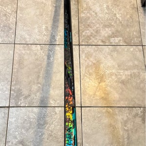 Bauer Twitch Right Handed P92 77flex (New)