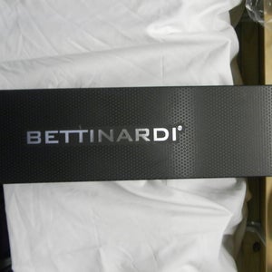 LTD EDITION NEW IN COLLECTOR BOX 25TH ANN BETTINARDI MINOVAI PUTTER 35" COA INCL