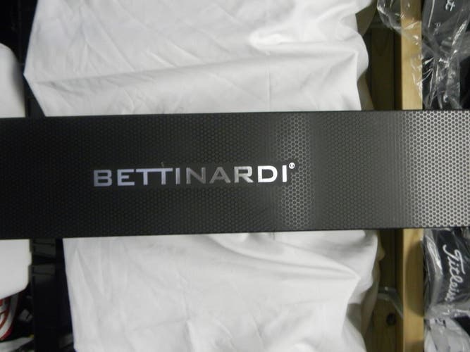 LTD EDITION NEW IN COLLECTOR BOX 25TH ANN BETTINARDI MINOVAI PUTTER 35" COA INCL