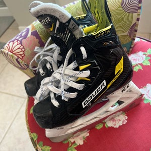Bauer Regular Width Size 1.5 (Used) Supreme M4 Hockey Skates