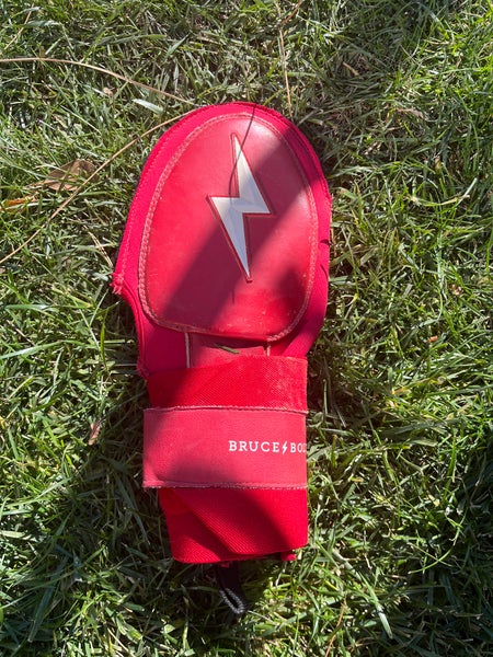 Bruce bolt baseball sliding mitt
