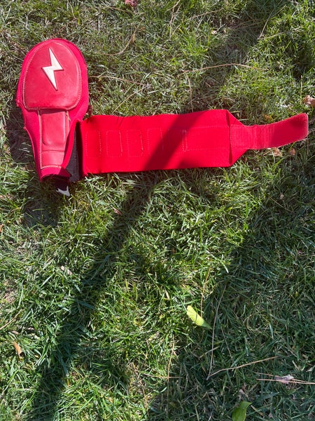 Bruce bolt baseball sliding mitt