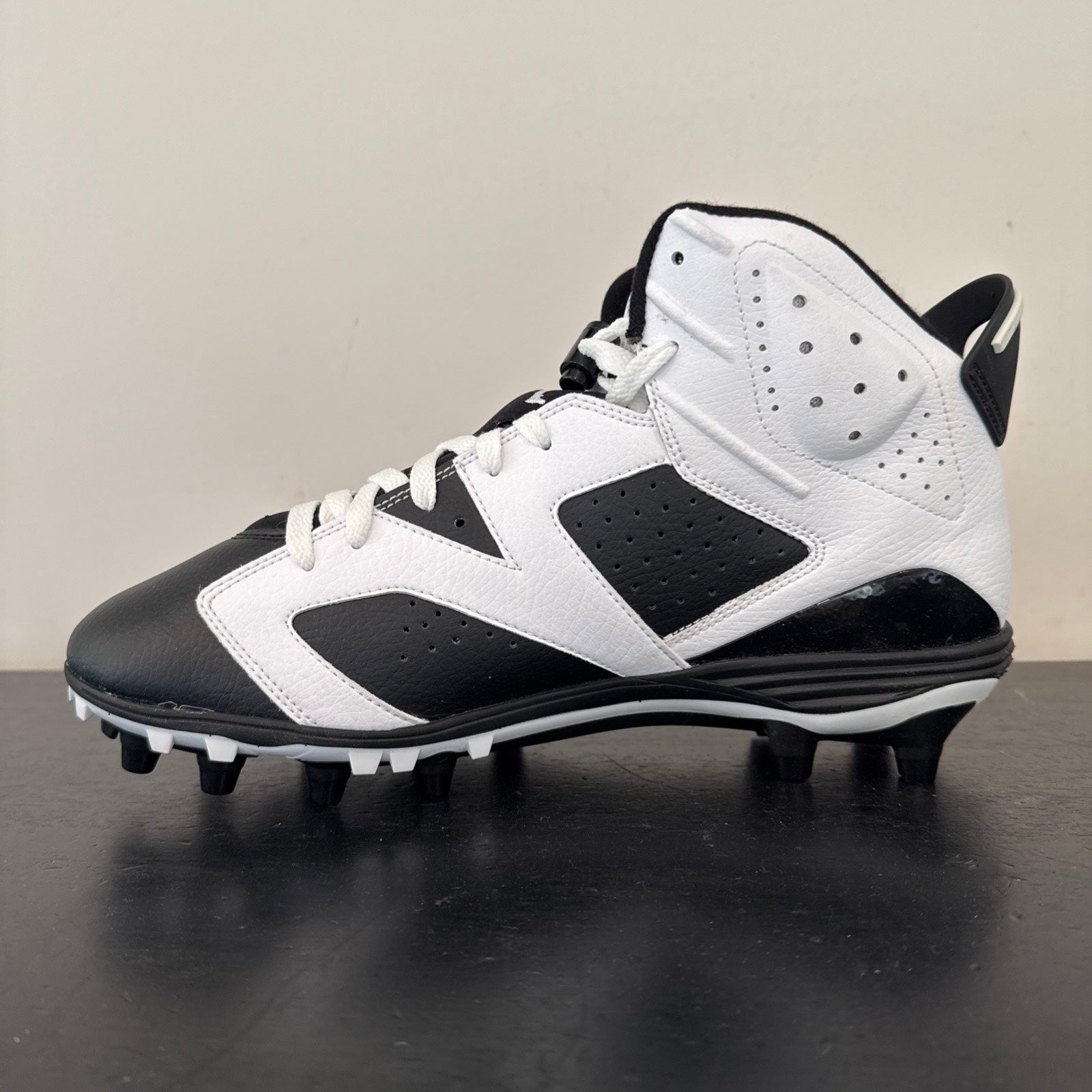 jordan cleats 6
