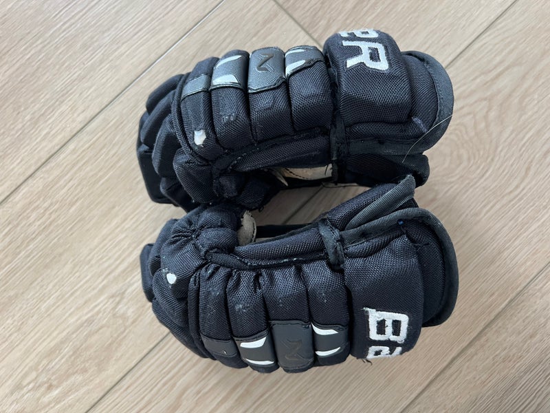 Bauer 10" (Used) Nexus N2900 Gloves