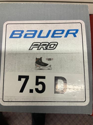 Bauer Regular Width  7.5 (New) Pro Hockey Goalie Skates