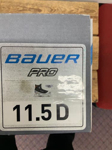Bauer Regular Width  11.5 (New) Pro Hockey Goalie Skates