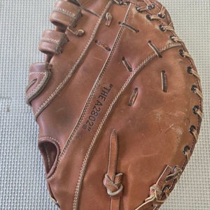 Wilson Left Hand Throw First Base Baseball Glove 12.75" (Used)