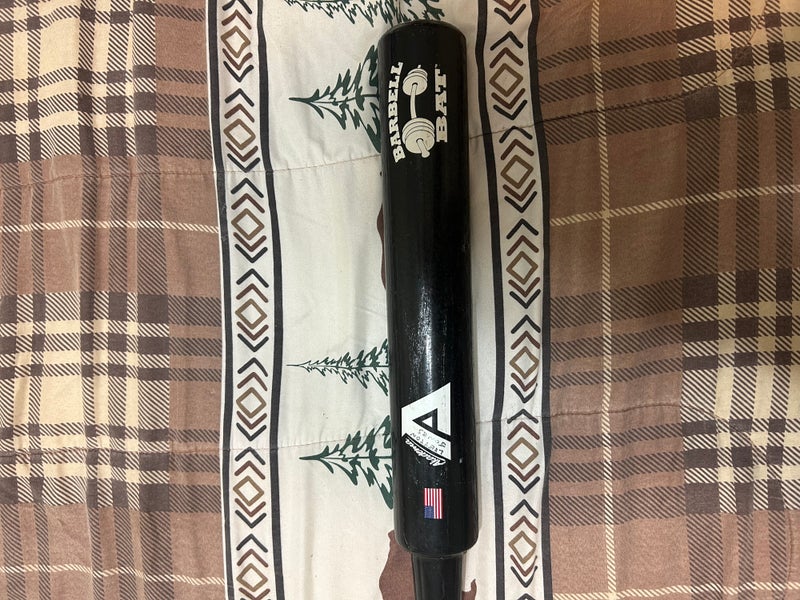 Akadema Barbell Bat