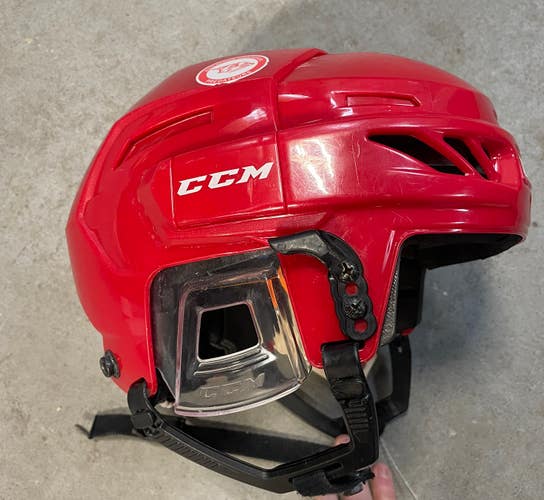 Red Small CCM FL90 Helmet (Used)