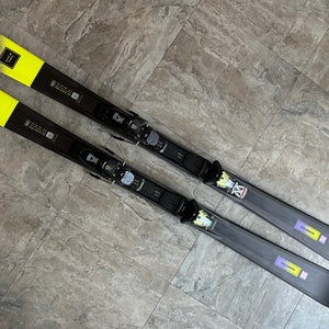 Salomon ski and bindings
