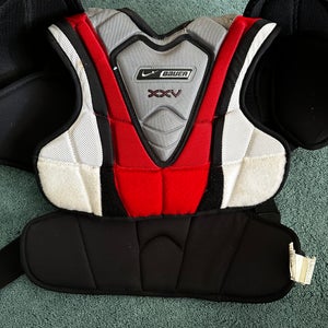 Large Senior Bauer Vapor XXV Shoulder Pads (Used)
