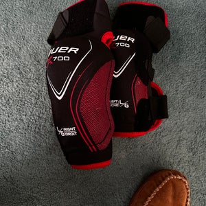 Senior Large Bauer Vapor X700 Elbow Pads (Used)