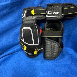 JR Medium CCM Tacks 9550 Elbow Pads