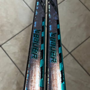 New! 2 Pack! 2 x 77 Flex P92 Right Hand Twitch Hockey Sticks