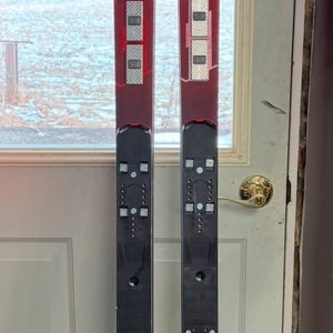 Unisex 2024 Racing Atomic (New) Redster FIS GS Skis