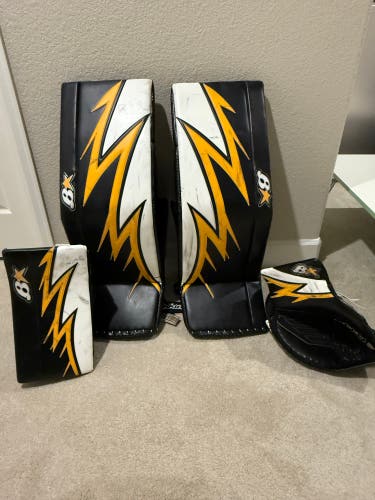 33" Brian's Optik 3 Regular Goalie Full Set (Used)