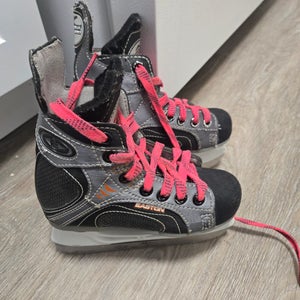 Easton Synergy 800C Hockey Skates 11 (Used)