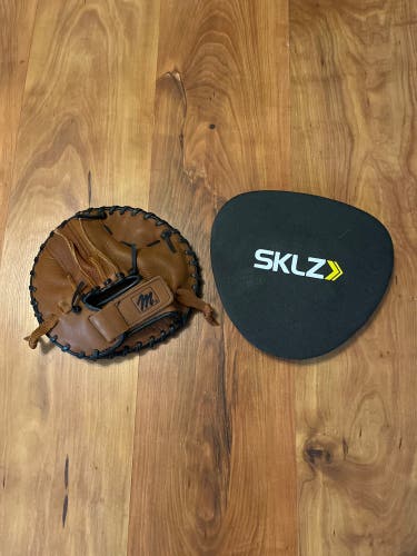 Baseball pancake trainer gloves