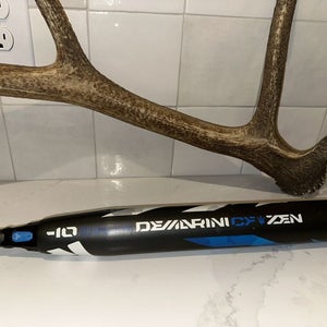 Demarini CF Zen 32/22 (-10) Fastpitch Softball Bat
