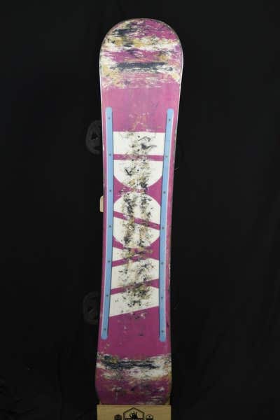 BURTON DOMINANT SNOWBOARD SIZE 159 CM WITH BURTON LARGE BINDINGS