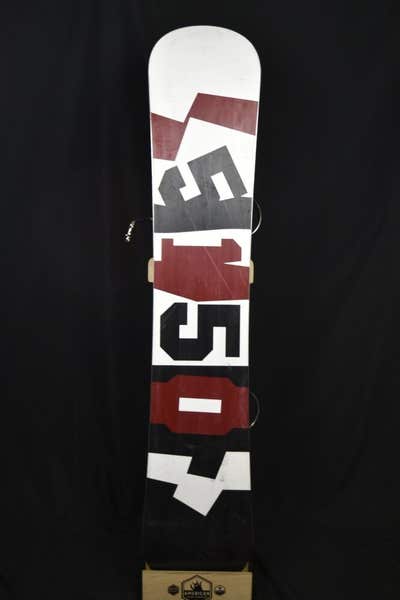 5150 DEALER SNOWBOARD SIZE 157 CM WITH LARGE BINDINGS