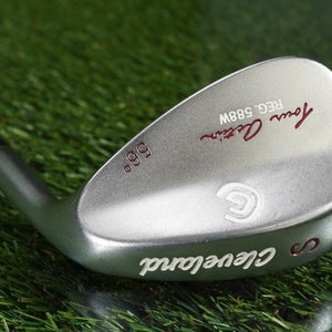 CLEVELAND TOUR ACTION REG. 588W LADIES 34” SAND WEDGE 56* DYNAMIC GOLD ~ WOMEN'S