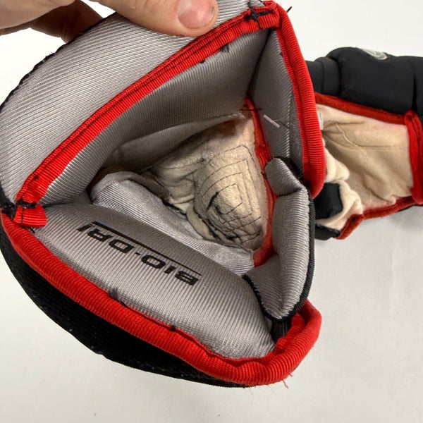 Used Chicago Blackhawks Easton Pro Gloves | 14" | L314