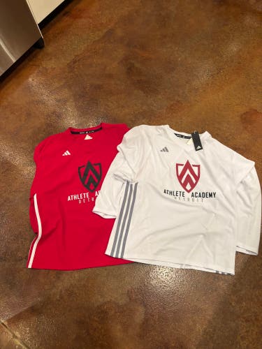 Medium/Large Adidas (New) Jersey