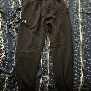 BNWT Black Medium Men's Under Armour Rival Fleece Joggers