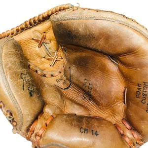 Right Hand Throw Catcher's CM14 Baseball Glove 31" (Used)