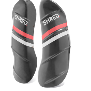 SHRED shinguards sz med/38cm