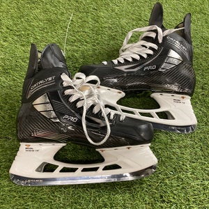 Senior True Catalyst Pro Hockey Skates Regular Width Pro Stock 9 (Used)