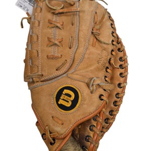 Wilson Right Hand Throw First Base A2850 Baseball Glove 12" (Used)