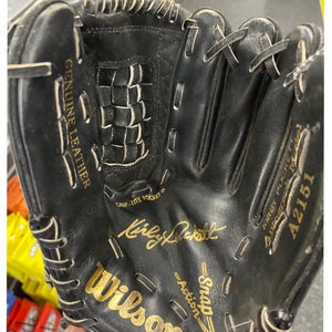 Wilson Left Hand Throw Outfield A2151 Baseball Glove 12.5" (Used)