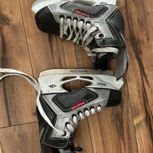 Easton SE2 Ice Hockey Skates size 1.0