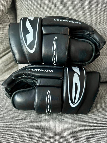 VIC Pro Leather 650 Hockey Gloves - 15” SR