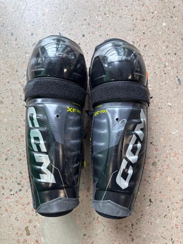 Senior CCM Tacks XF Pro Shin Pads 14" (Used)